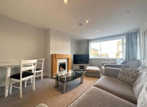 Cosy Brighouse 3 bed house-Great for contractors